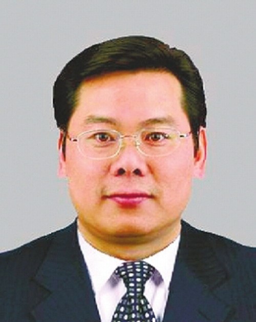 朱华山（云南省教育厅原党组成员、副厅长（正厅级））
